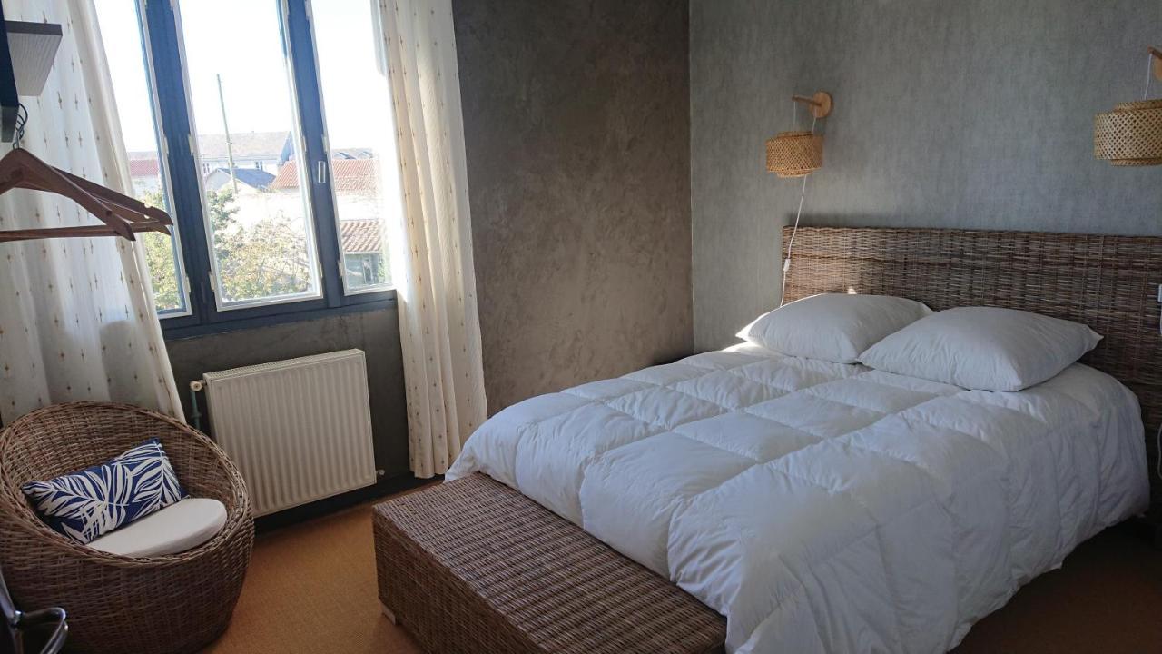 Apartmán Chez David Bressuire Exteriér fotografie