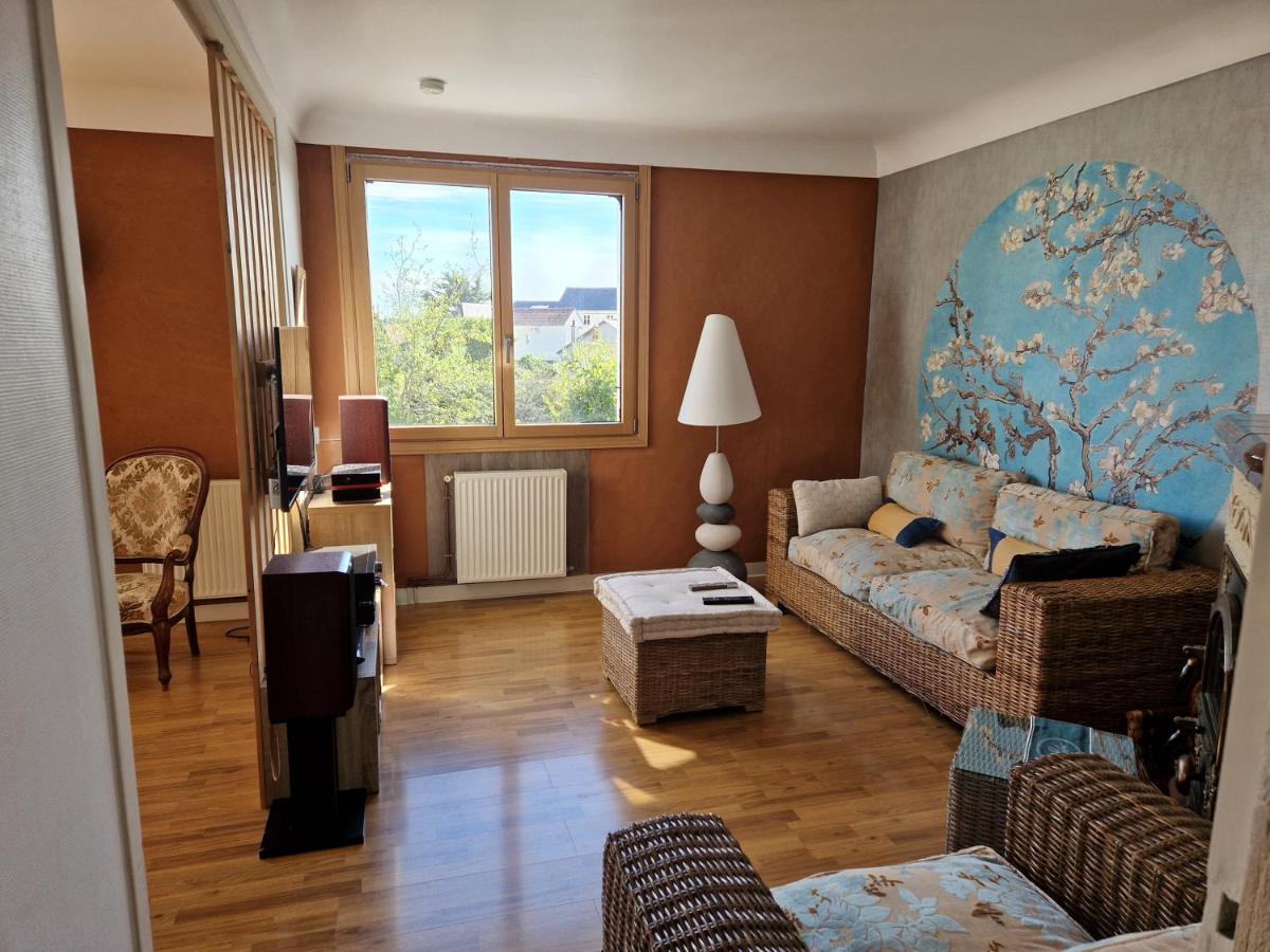 Apartmán Chez David Bressuire Exteriér fotografie